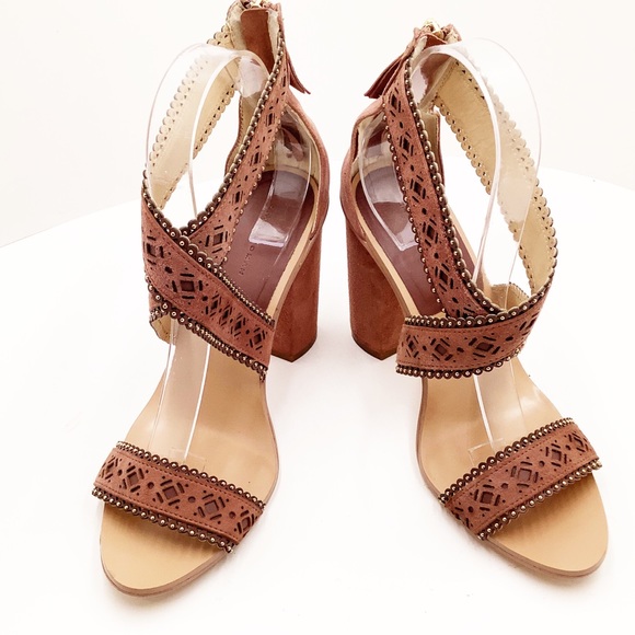 {Zara Woman} Embellished Suede Strapped Heels - Picture 2 of 16